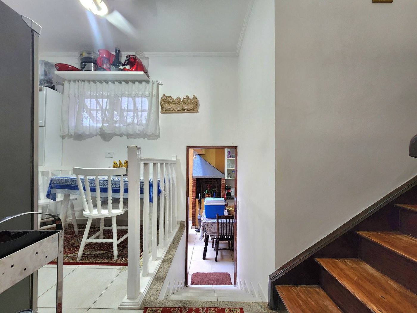 Casa próximo da praia com 3 dormitórios à venda, 128 m² por R$ 1.300.000 - Pompéia - Santos/SP