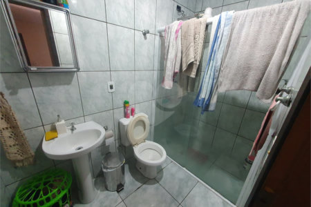 Casa Térrea à venda com 3 quartos, sendo 1 suíte, no Centro, Poá, SP