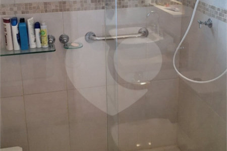 Casa à venda com 3 quartos, sendo 1 suíte, em Condomínio Flamboyant-b, Atibaia, SP