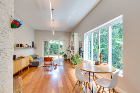 Casa à venda com 2 suítes em Alto da Boa Vista, São Paulo, SP