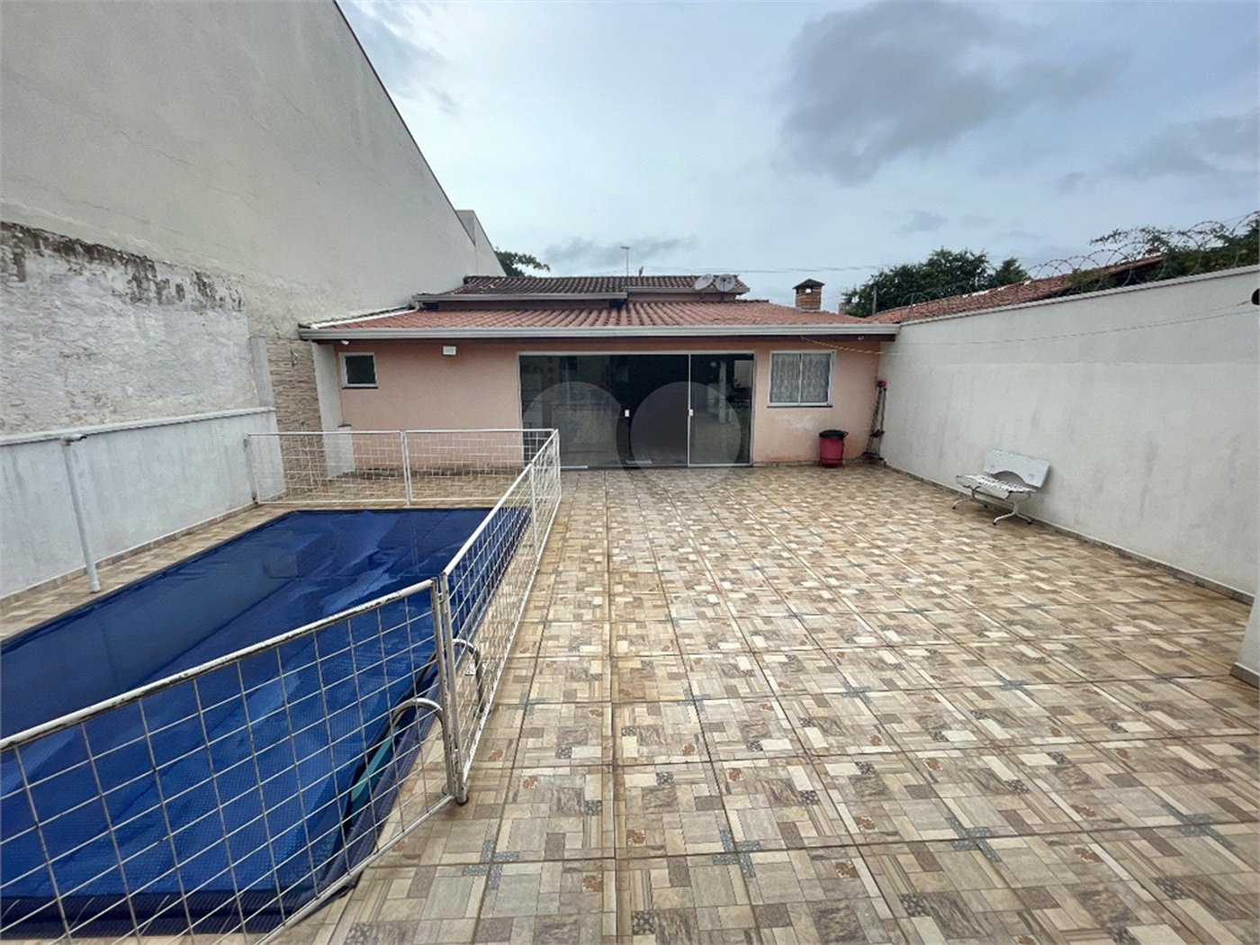 Casa à venda com 2 quartos, sendo 1 suíte, em Vila Angélica, Sorocaba, SP