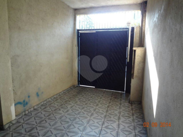 Sobrado à venda com 3 quartos no Brasilândia, São Paulo, SP