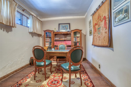 Casa Térrea à venda com 4 suítes em Jardim Cordeiro, São Paulo, SP