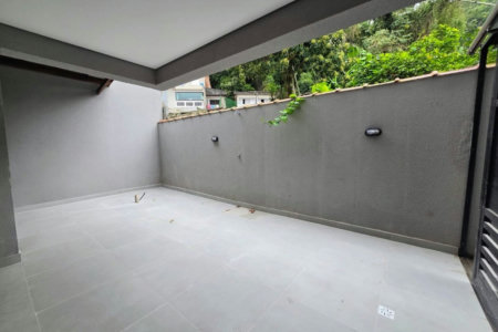 Casa com 2 dormitórios à venda, 89 m² por R$ 700.000,00 - Marapé - Santos/SP