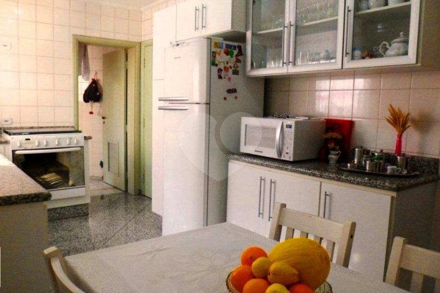 Apartamento à venda com 3 quartos, sendo 1 suíte, em Tatuapé, São Paulo, SP
