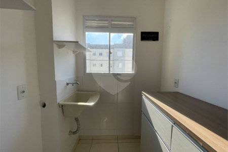 Apartamento para alugar com 2 quartos em Vila Popular, Itapetininga, SP