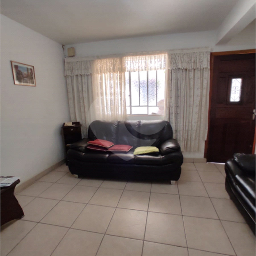 Sobrado à venda com 3 quartos em Chora Menino, São Paulo, SP