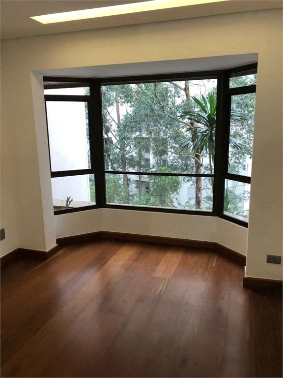 Apartamento à venda com 4 suítes em Vila Suzana, São Paulo, SP