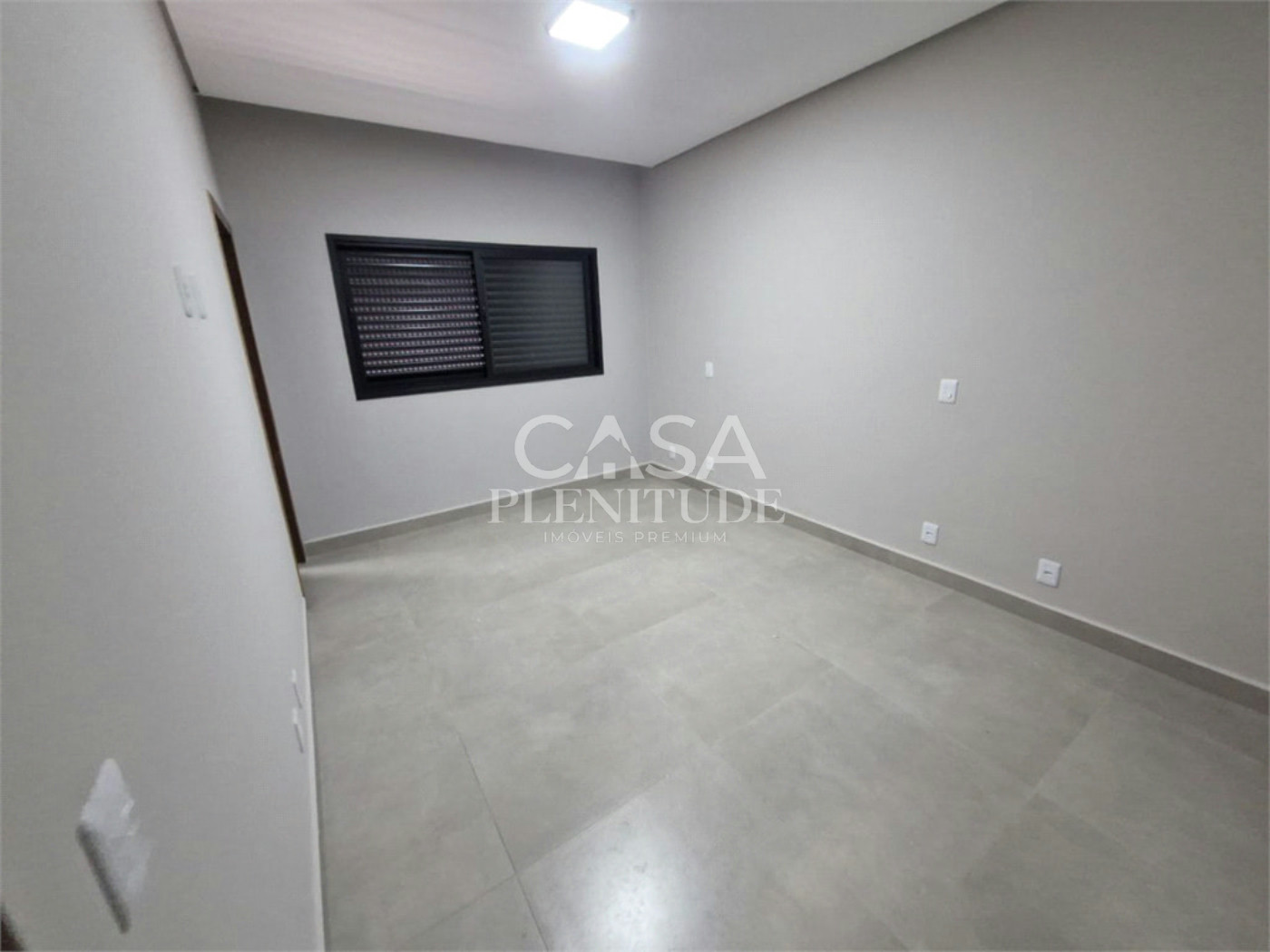 Casa em condomínio à venda com 3 quartos, sendo 1 suíte,  em Cajuru do Sul, Sorocaba, SP