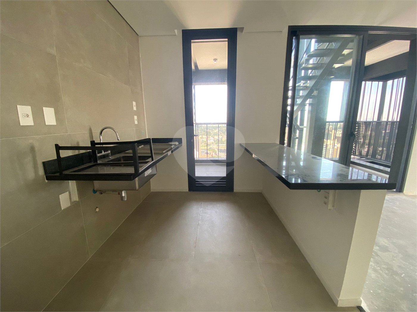 Apartamento à venda com 3 suítes em Jardim das Acácias, São Paulo, SP
