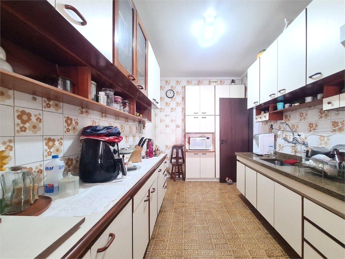 Apartamento à venda com 3 quartos, sendo 1 suíte, em Jardim das Acácias, São Paulo, SP