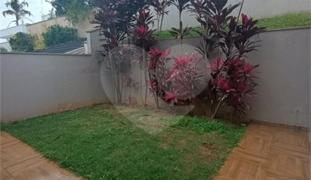 Casa para alugar com 3 quartos, sendo 1 suíte,  no condomínio Recanto dos Paturis, Vinhedo - SP