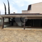Casa à venda com 5 quartos, sendo 1 suíte, no Centro, Bom Jesus dos Perdões, SP