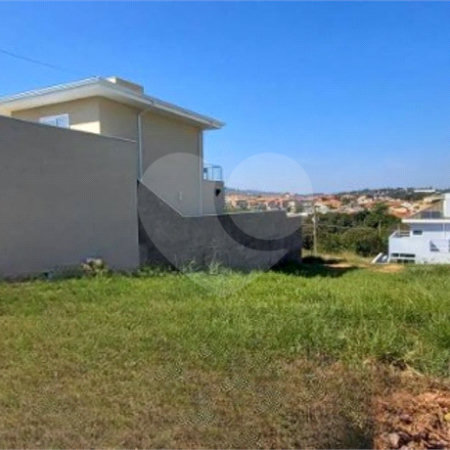 Terreno à venda no condomínio Bosque dos Cambarás, Valinhos - SP