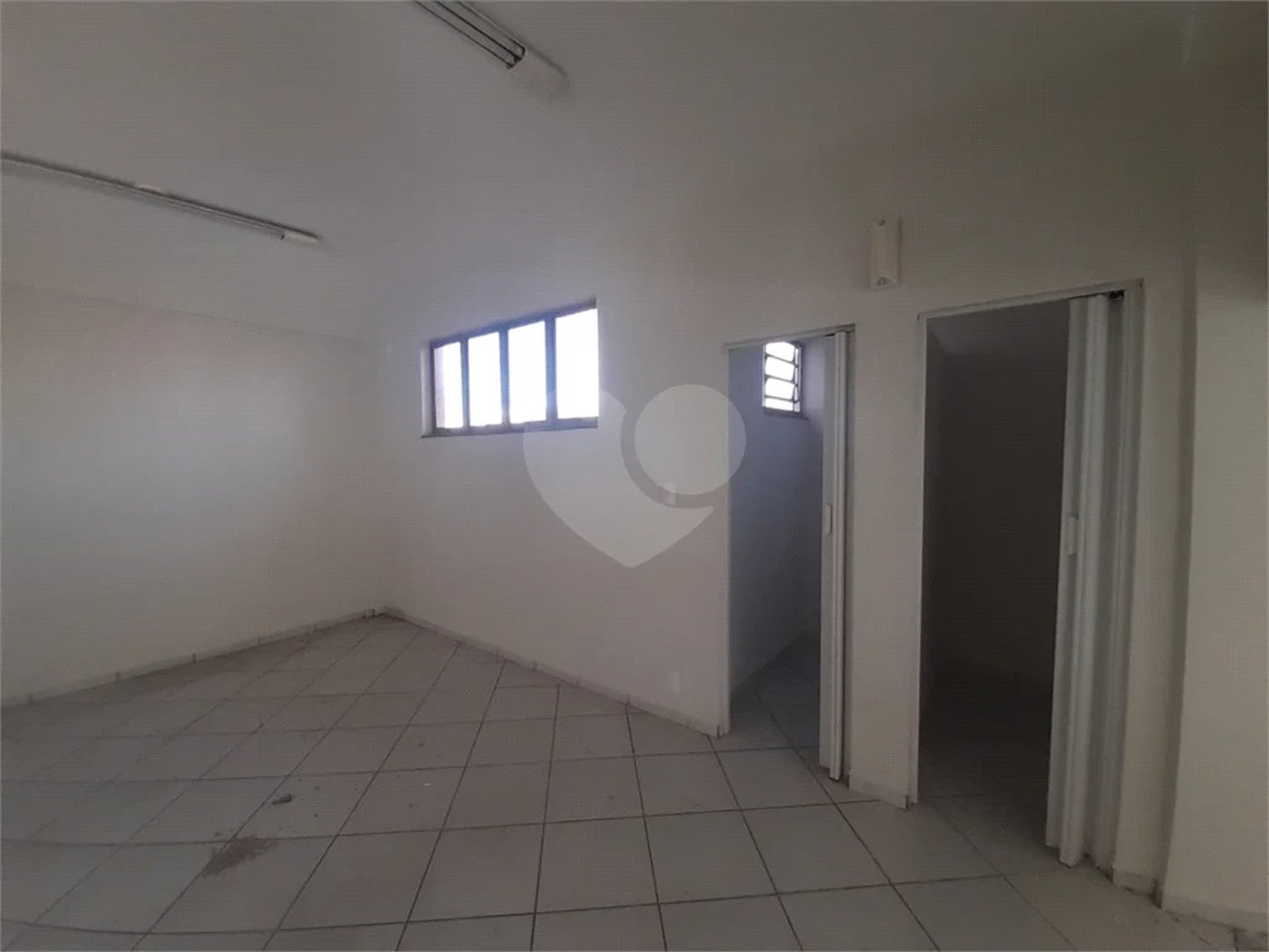 Salão Comercial de Esquina para Locação – Centro de Indaiatuba/SP
