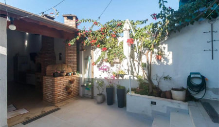 Casa à venda com 3 quartos, sendo 1 suíte, em Vila Suissa, Mogi das Cruzes, SP