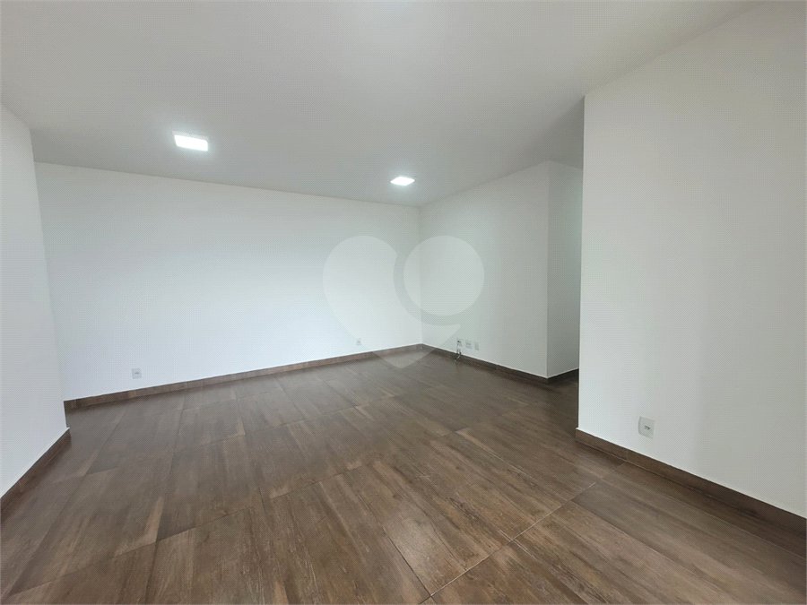 Apartamento à venda com 3 quartos, sendo 1 suíte, em Barra Funda, São Paulo, SP