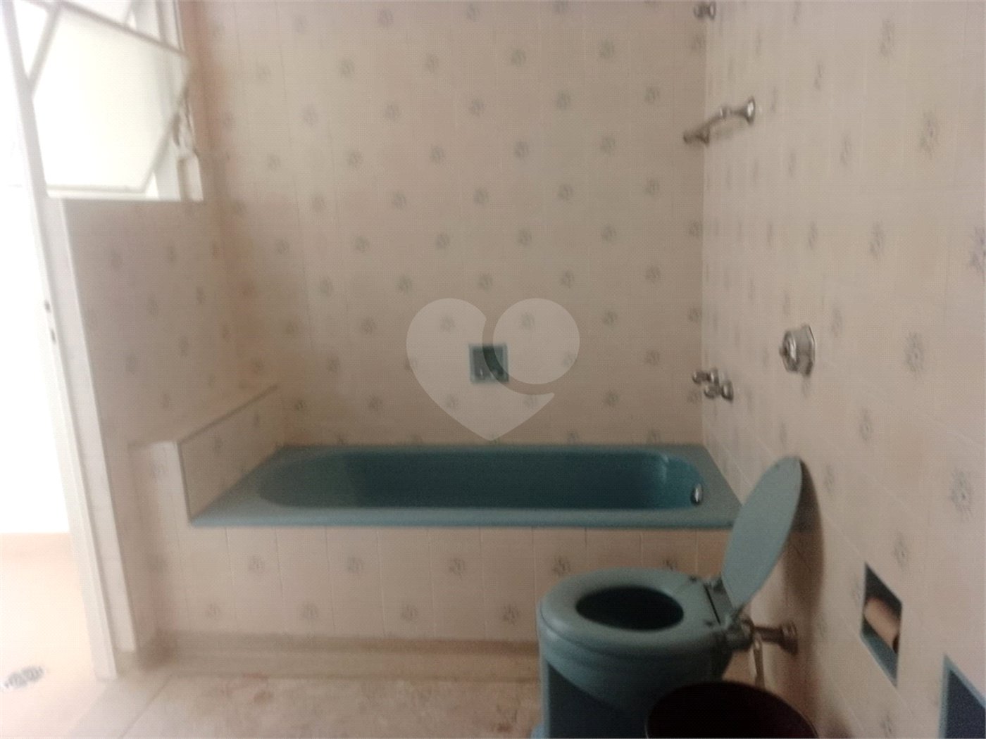 Apartamento à venda com 4 quartos, sendo 1 suíte, em República, São Paulo, SP