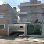 Casa à venda com 3 quartos, sendo 1 suíte, no condomínio Parque Vitória, São Paulo - SP
