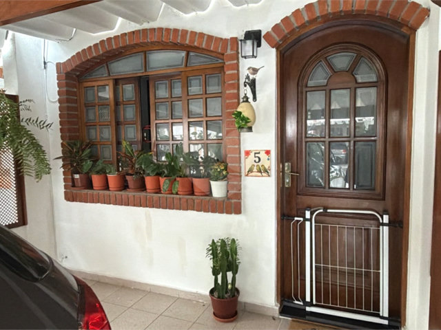 Casa à venda com 4 quartos, sendo 3 suítes,  no condomínio Village Bahamas, São Paulo - SP