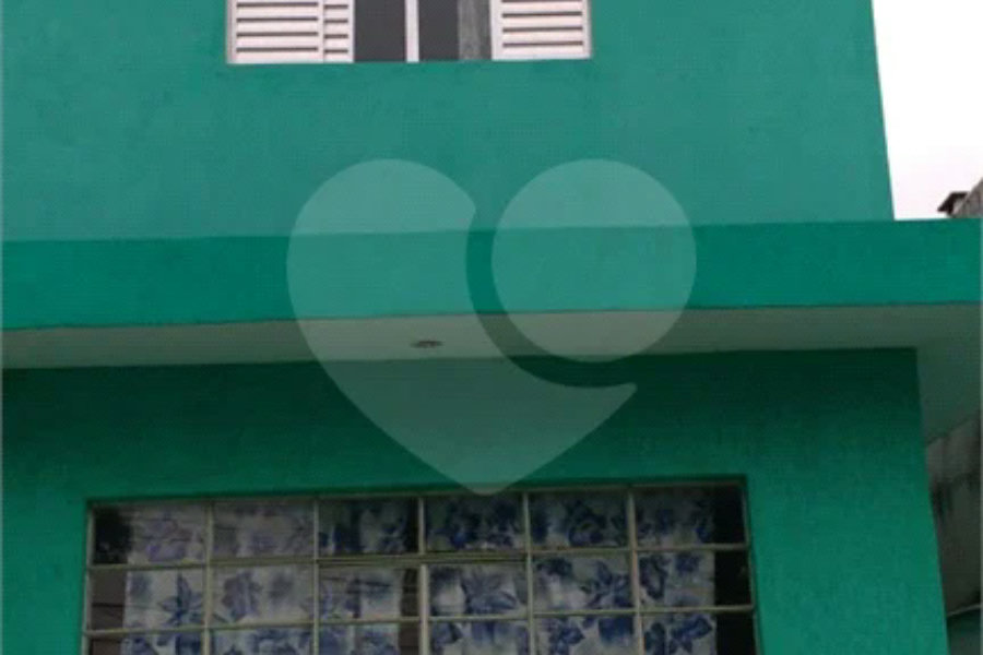 Sobrado à venda com 5 quartos em Artur Alvim, São Paulo, SP
