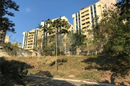 Terreno à venda em Vila Suzana, São Paulo, SP