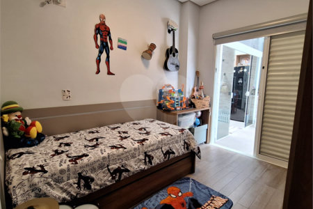 Apartamento à venda com 3 quartos, sendo 1 suíte, em Vila Paulicéia, São Paulo, SP