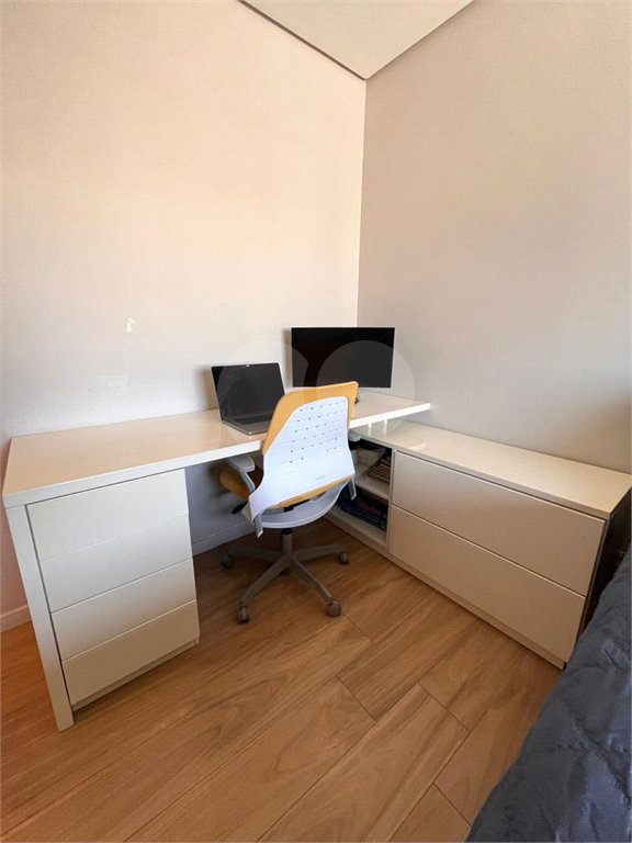 Apartamento à venda com 2 quartos, sendo 1 suíte, em Parque Reboucas, São Paulo, SP