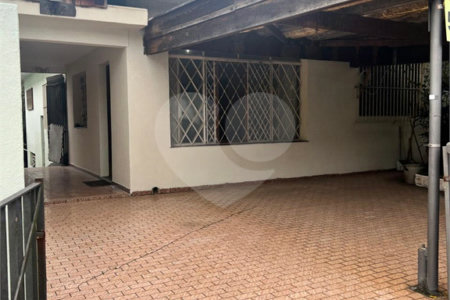 Casa à venda com 3 quartos em Jardim da Saúde, São Paulo, SP