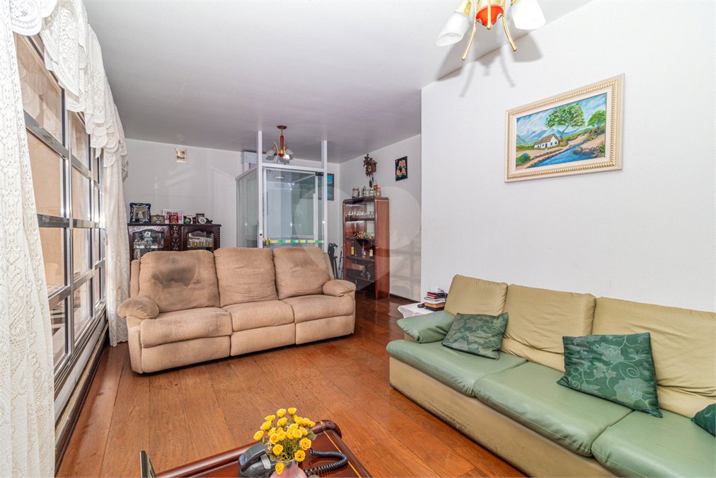 Casa Térrea à venda com 3 quartos, sendo 1 suíte, em Interlagos, São Paulo, SP