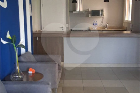 Apartamento à venda com 3 quartos, sendo 1 suíte, em Jardim Tupanci, Barueri, SP