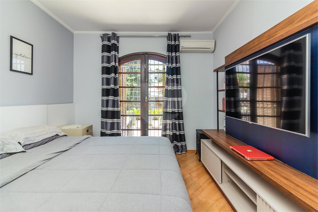Sobrado à venda com 3 quartos, sendo 1 suíte, em Jardim Franca, São Paulo, SP