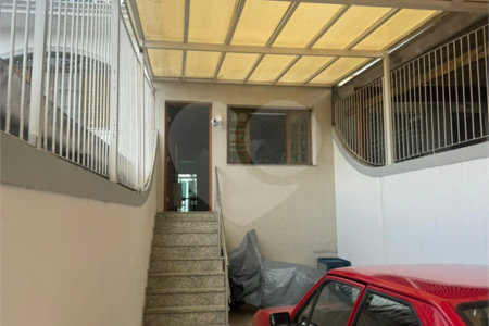 Sobrado à venda com 3 quartos, sendo 1 suíte, em Vila Nivi, São Paulo, SP