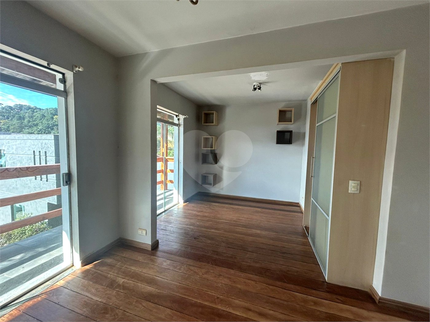 Casa para alugar com 3 suítes no condomínio Alpes da Cantareira, Mairiporã - SP