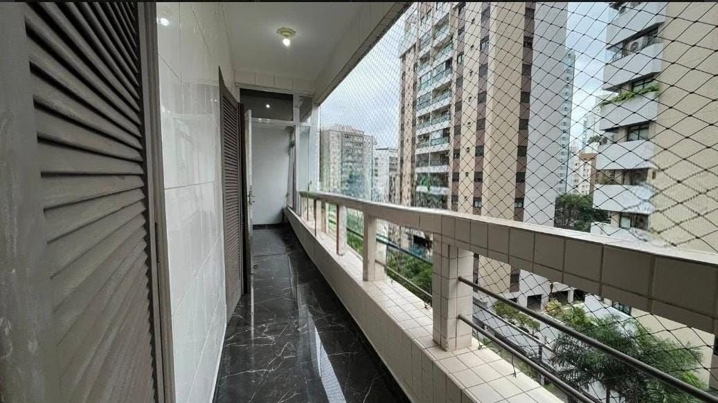 Apartamento para alugar, 110 m² por R$ 5.000,02 - Boqueirão - Santos/SP