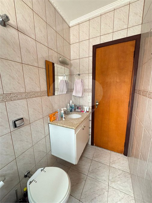 Casa à venda com 3 quartos, sendo 1 suíte, em Vila Constança, São Paulo, SP