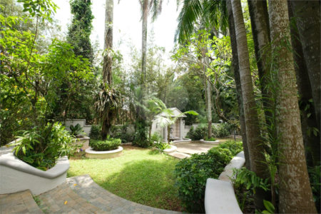 Casa à venda com 5 suítes no condomínio Chácara Flora, São Paulo - SP