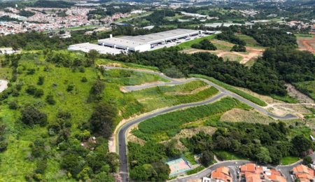 Terreno à venda no condomínio Jardim Steck, Louveira - SP