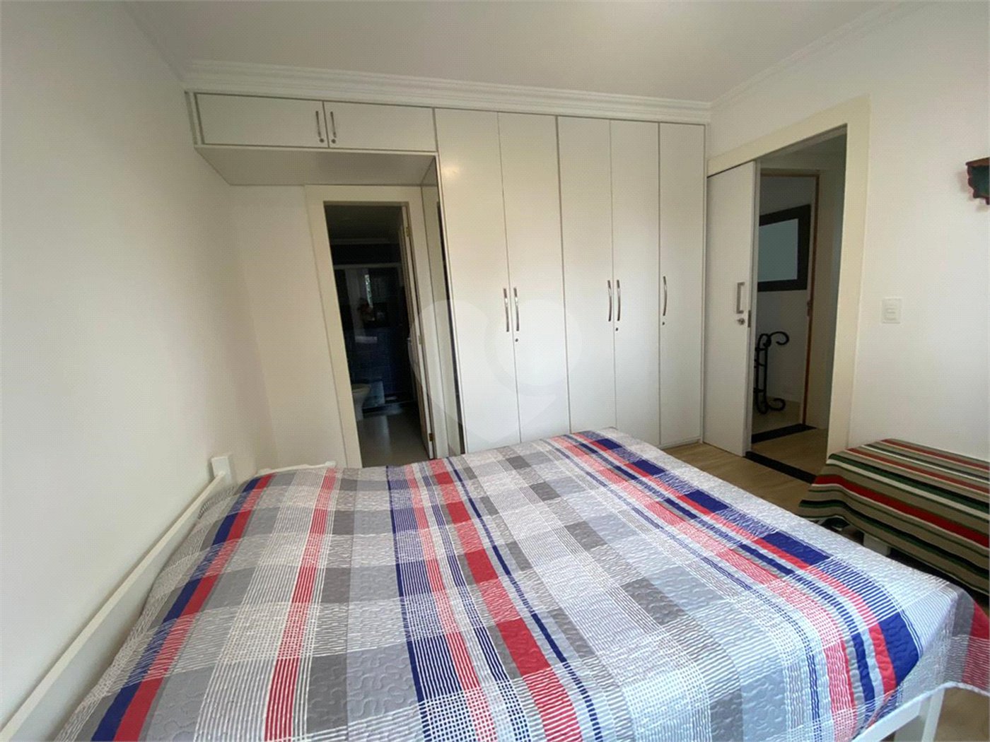 Casa em condomínio à venda com 2 quartos, sendo 1 suíte,  no Centro (mangue), Armação dos Búzios, RJ
