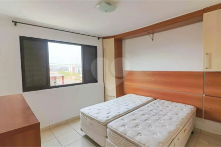 Sobrado à venda com 3 quartos, sendo 1 suíte, em Jardim Bonfiglioli, São Paulo, SP
