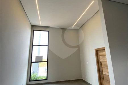 Casa à venda com 2 quartos, sendo 1 suíte, no condomínio Residencial Villagio Wanel, Sorocaba - SP