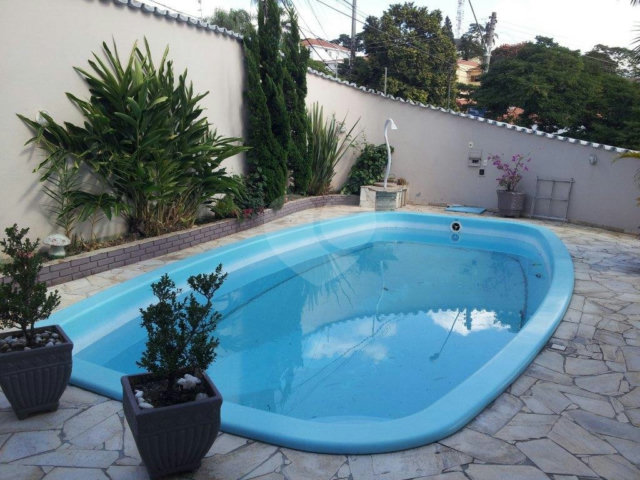 Casa à venda com 4 quartos, sendo 2 suítes,  no condomínio Travessa Mário Antônio Correia,174, São Paulo - SP