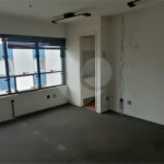 SALA COMERCIAL PARA LOCAÇÃO COM 57m2 NA VILA MARIANA/METRÔ