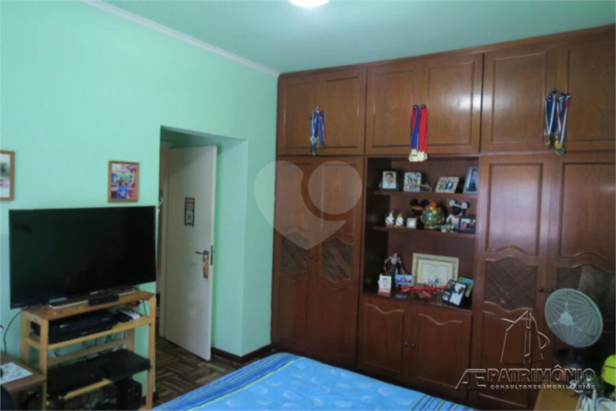 Casa à venda com 5 quartos, sendo 1 suíte, em Portal das Acácias, Santana de Parnaíba, SP