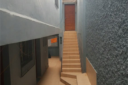 Sobrado à venda com 3 quartos, sendo 1 suíte, em Jardim Helga, São Paulo, SP