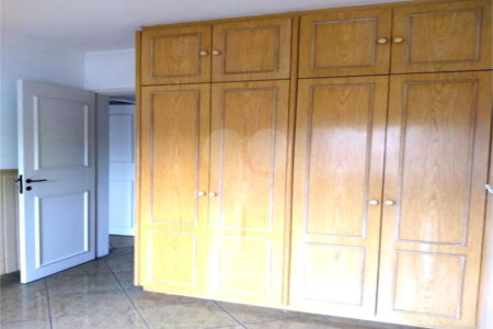 Apartamento à venda com 2 quartos, sendo 1 suíte, em Moema, São Paulo, SP