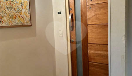 Apartamento à venda com 3 quartos em Jardim Londrina, São Paulo, SP