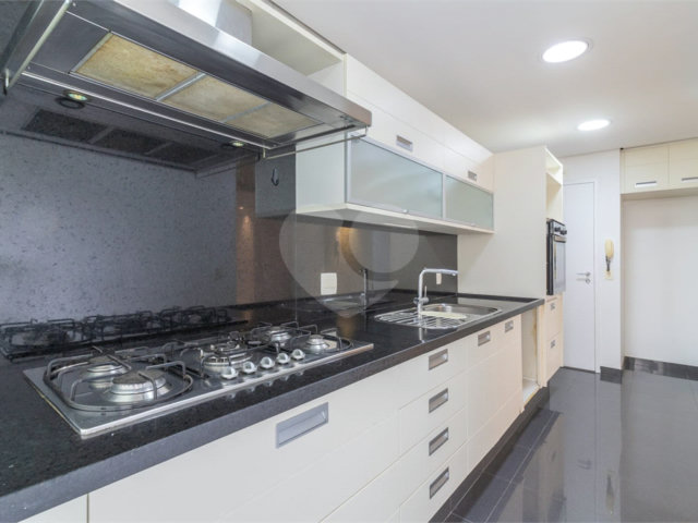 Apartamento à venda com 2 suítes em Pinheiros, São Paulo, SP