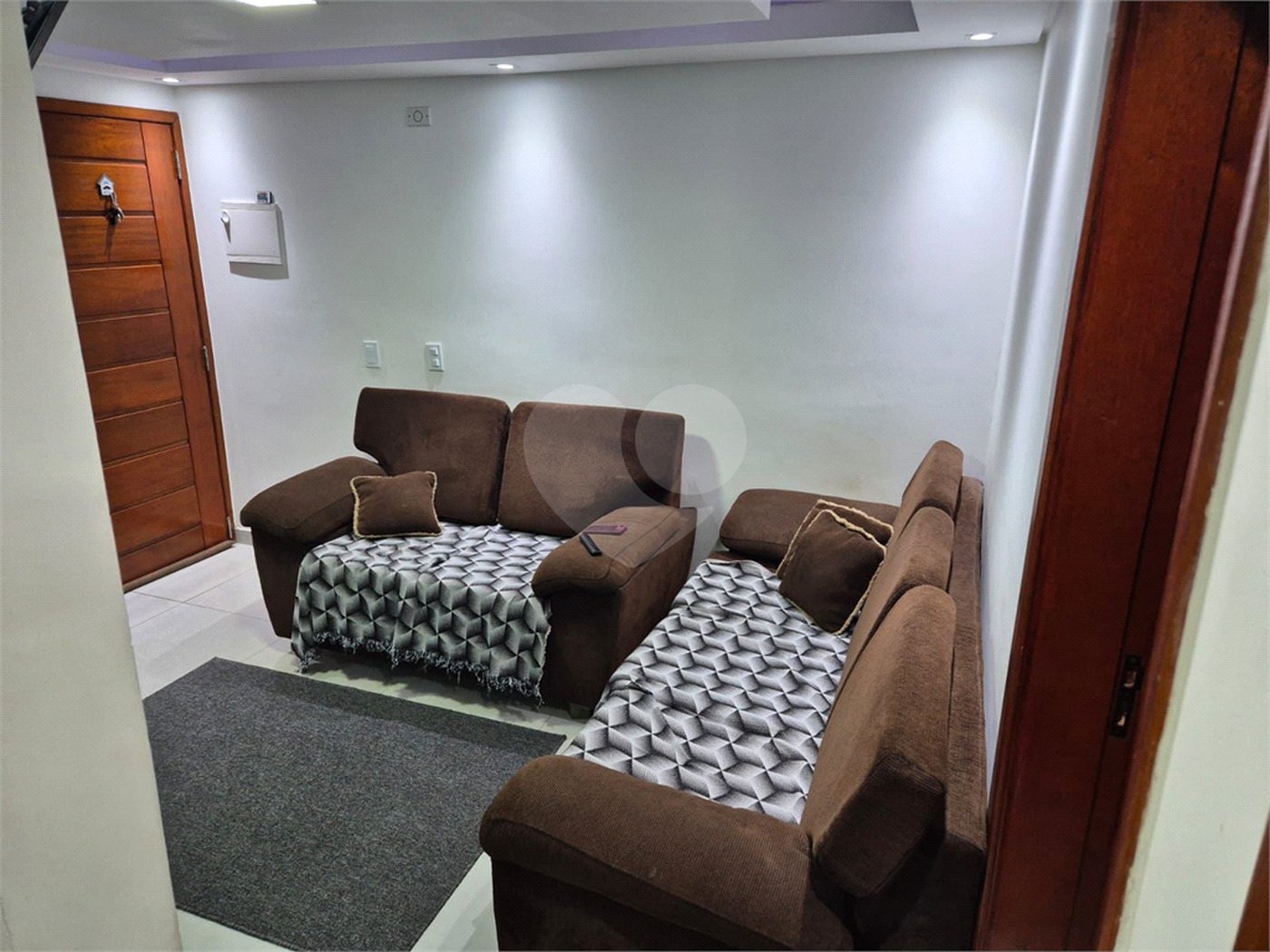 Apartamento à venda com 2 quartos em Jardim América, Poá, SP