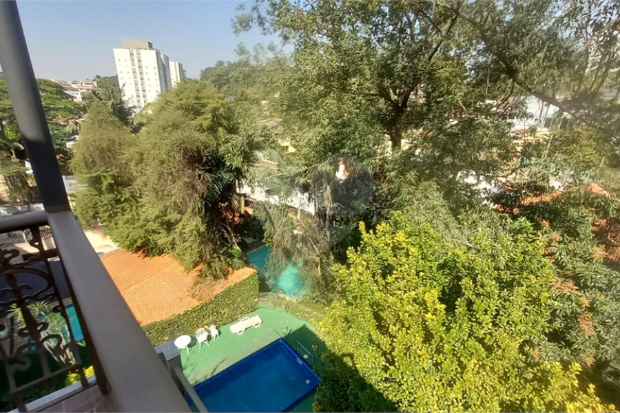 Sobrado à venda com 4 quartos, sendo 2 suítes, em Tremembé, São Paulo, SP